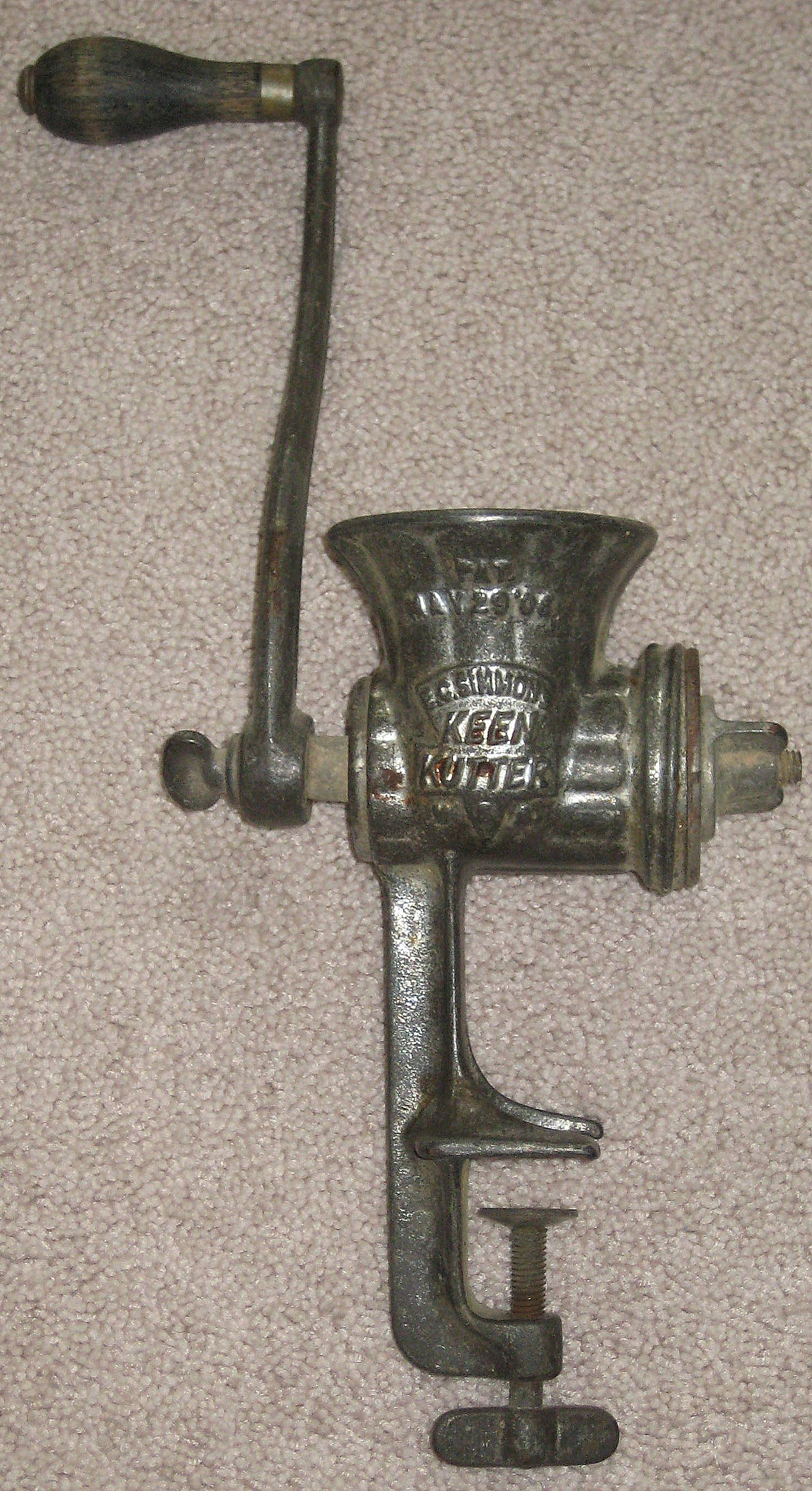 1906 E.C. Simmons Keen Kutter Meat Grinder InstAppraisal